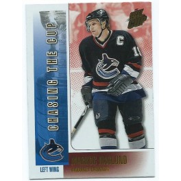Vancouver - Marcus Naslund - Chasing The Cup - 2002-03 Pacific QFTC